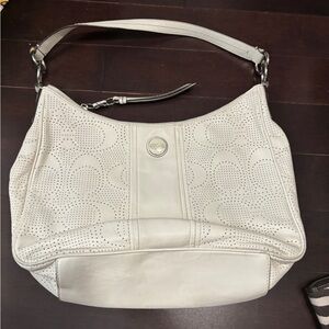 Elegant White coach Leather Shoulder Bag